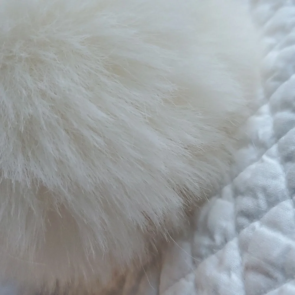 Robin Ruth Beanie - Picture 8 of 9